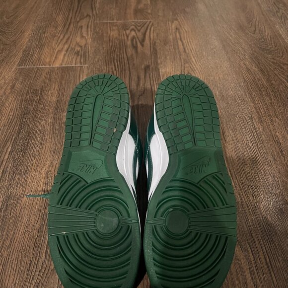 Nike Dunk Low ‘Michigan State’ - Picture 4 of 5